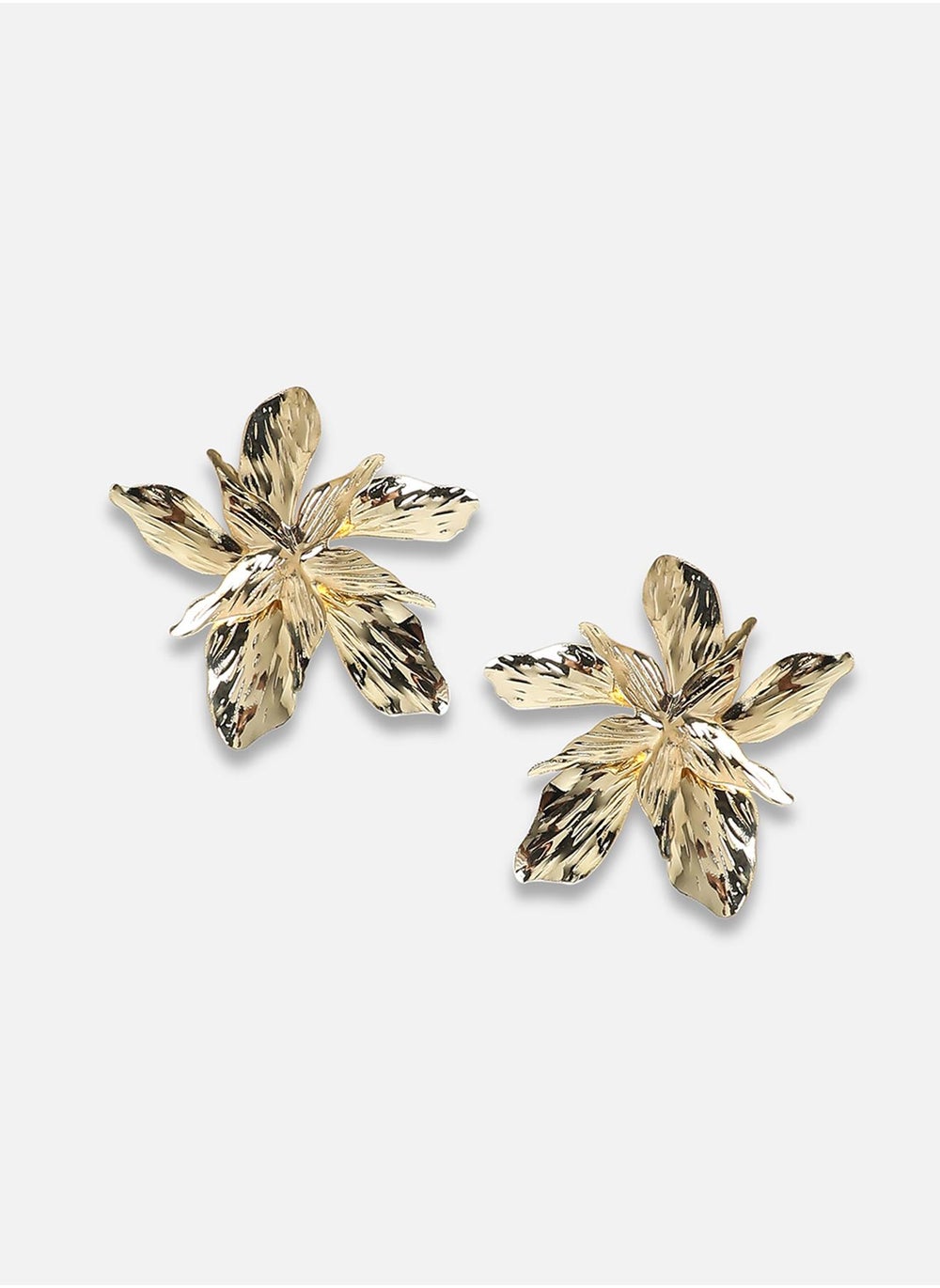 buy-sohi-metallic-flora-drop-earrings_xmw