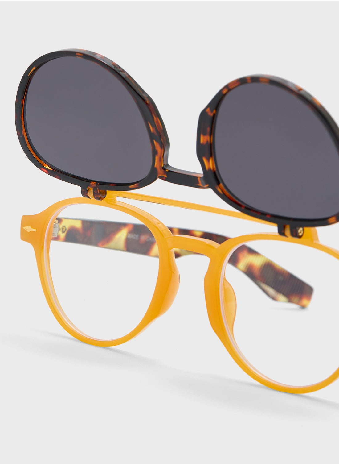 buy-seventy-five-casual-sunglasses_oyo