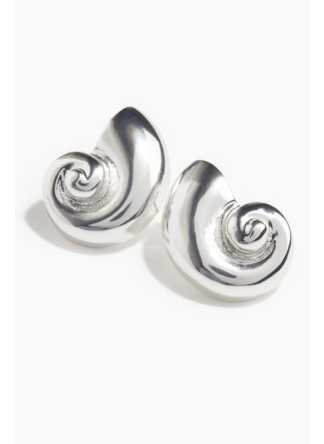 buy-h-m-seashell-shaped-earrings_6la