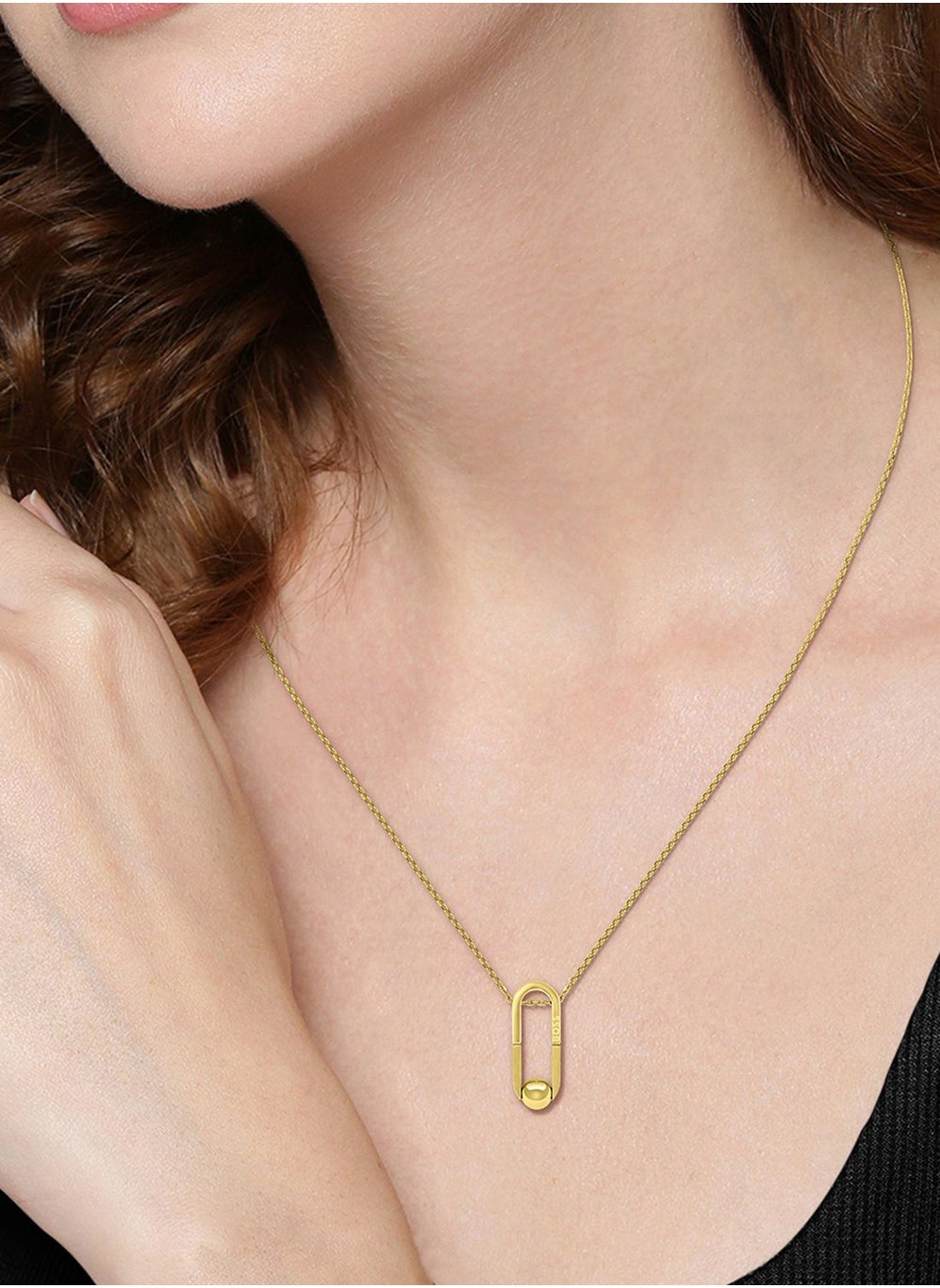 buy-boss-lyssa-a-necklace_orf