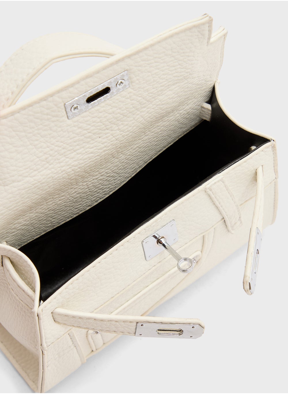 buy-ella-satchel-with-buckle_nzs