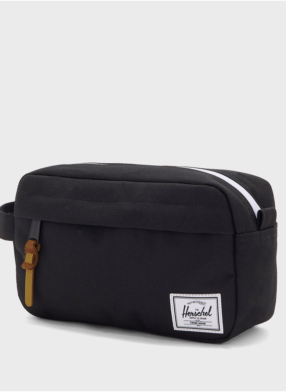 buy-herschel-chapter-small-travel-kit_cu0
