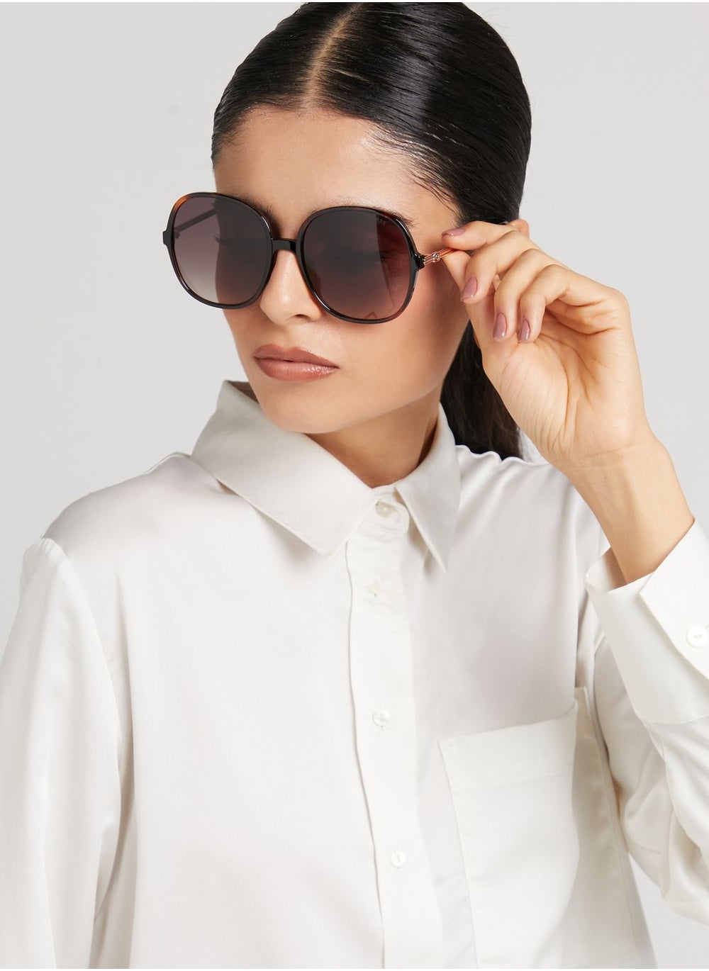 buy-guess-oversized-sunglasses_49h