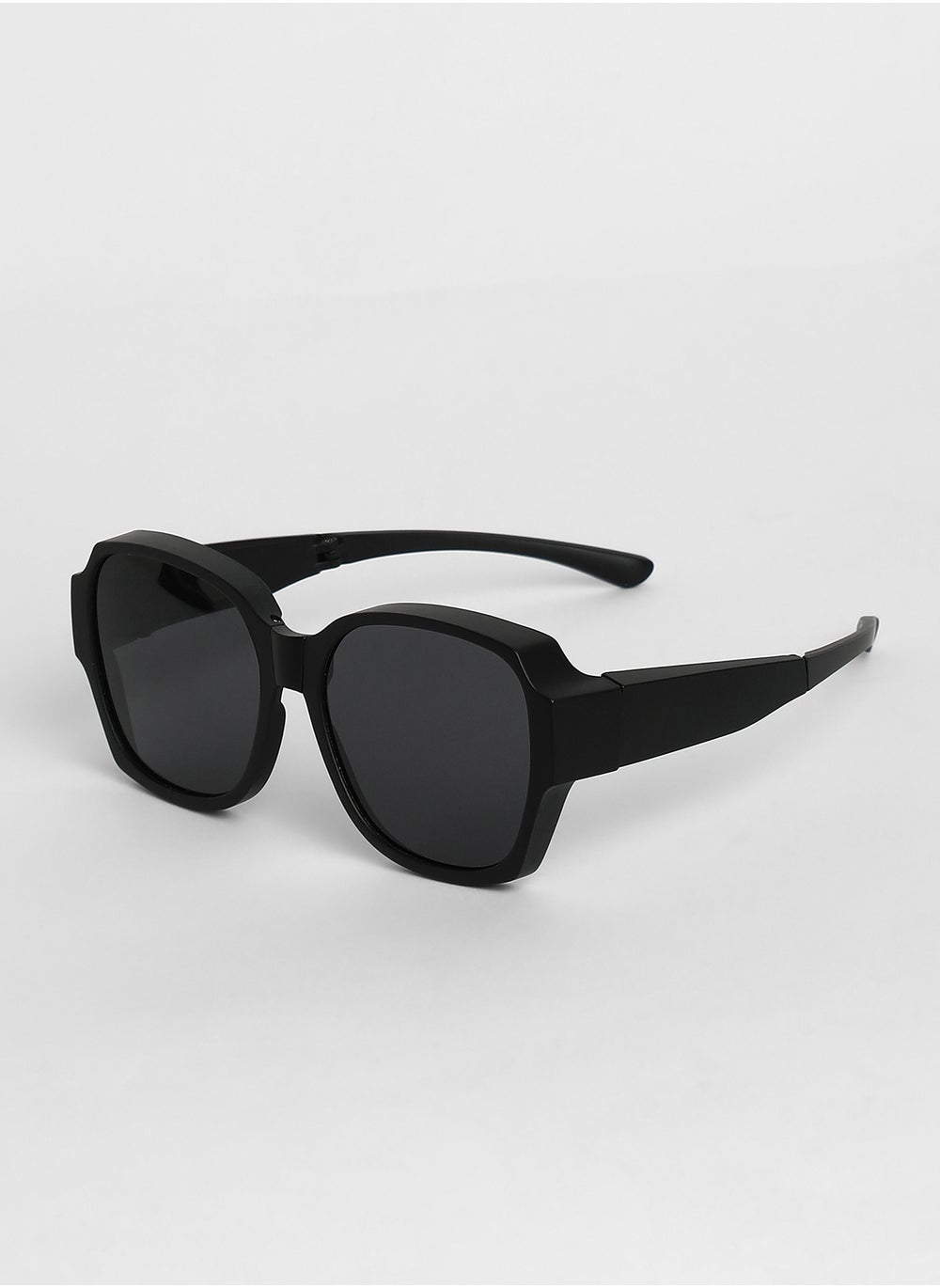 buy-haute-sauce-haute-sauce-unisex-foldable-oversized-sunglasses-for-casual-wear-one-size-black-polycarbonate-frame-black-polarized-lens-full-rim-eyewear-for-woman-girls_98f
