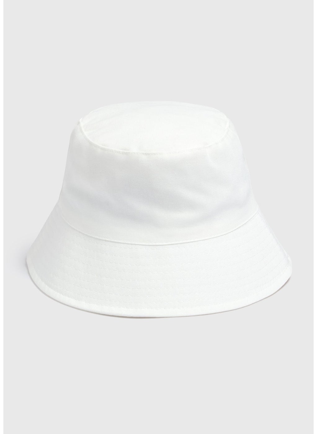 buy-matalan-white-bucket-hat_uby