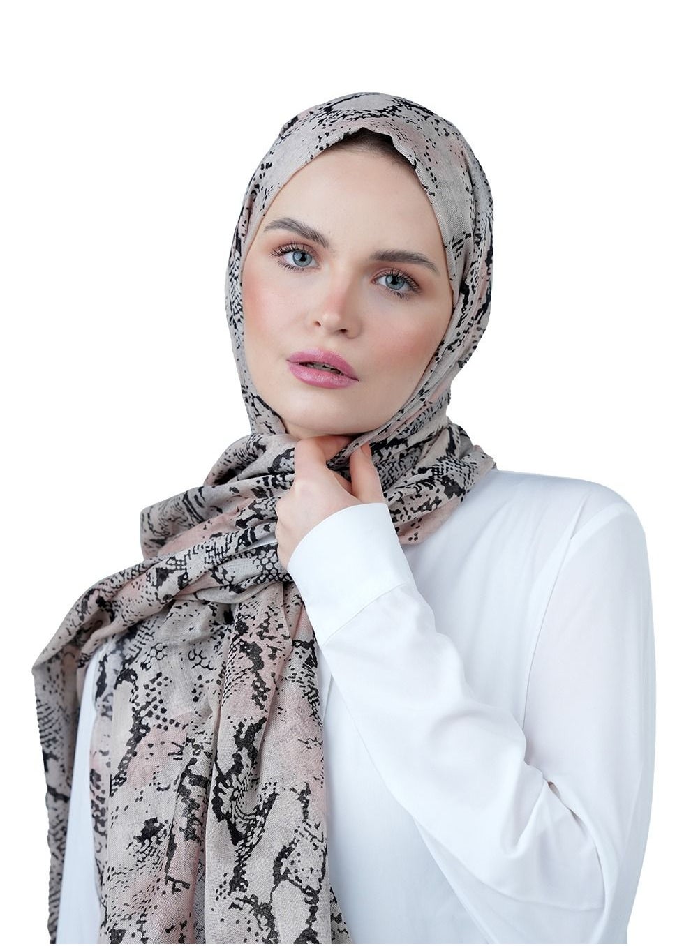 buy-amica-amica-abstract-printed-soft-natural-fiber-hijab-head-scarf-for-women-pink_687