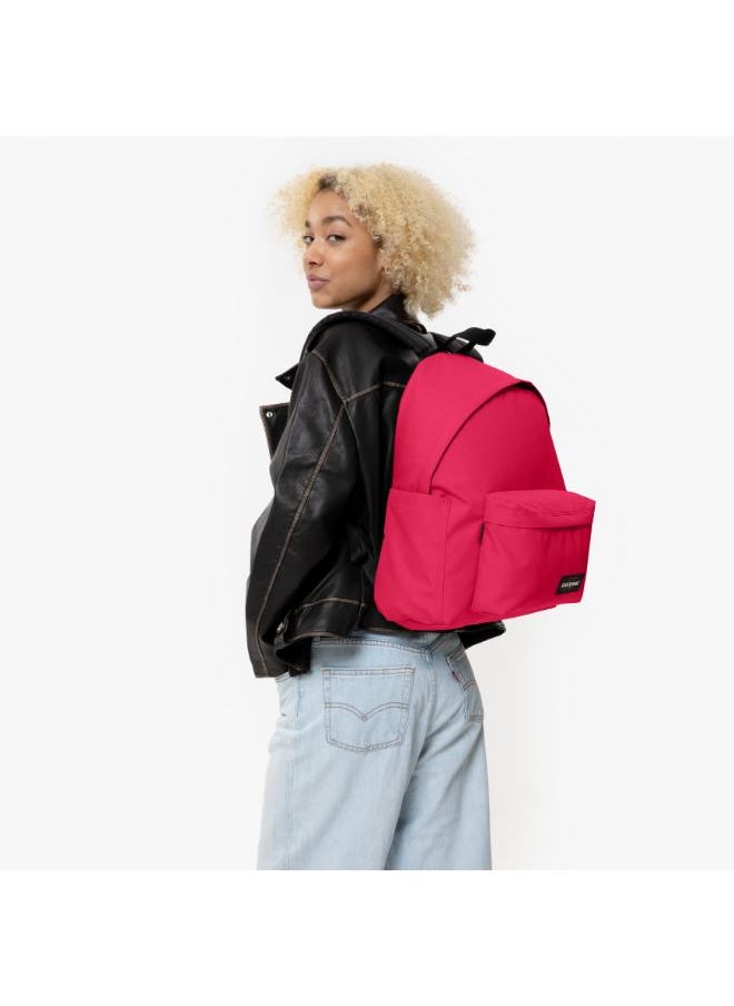 buy-eastpak-day-pak-r-strawberry-pink-medium-backpack-with-bottle-holder-and-laptop-sleeve_4m6