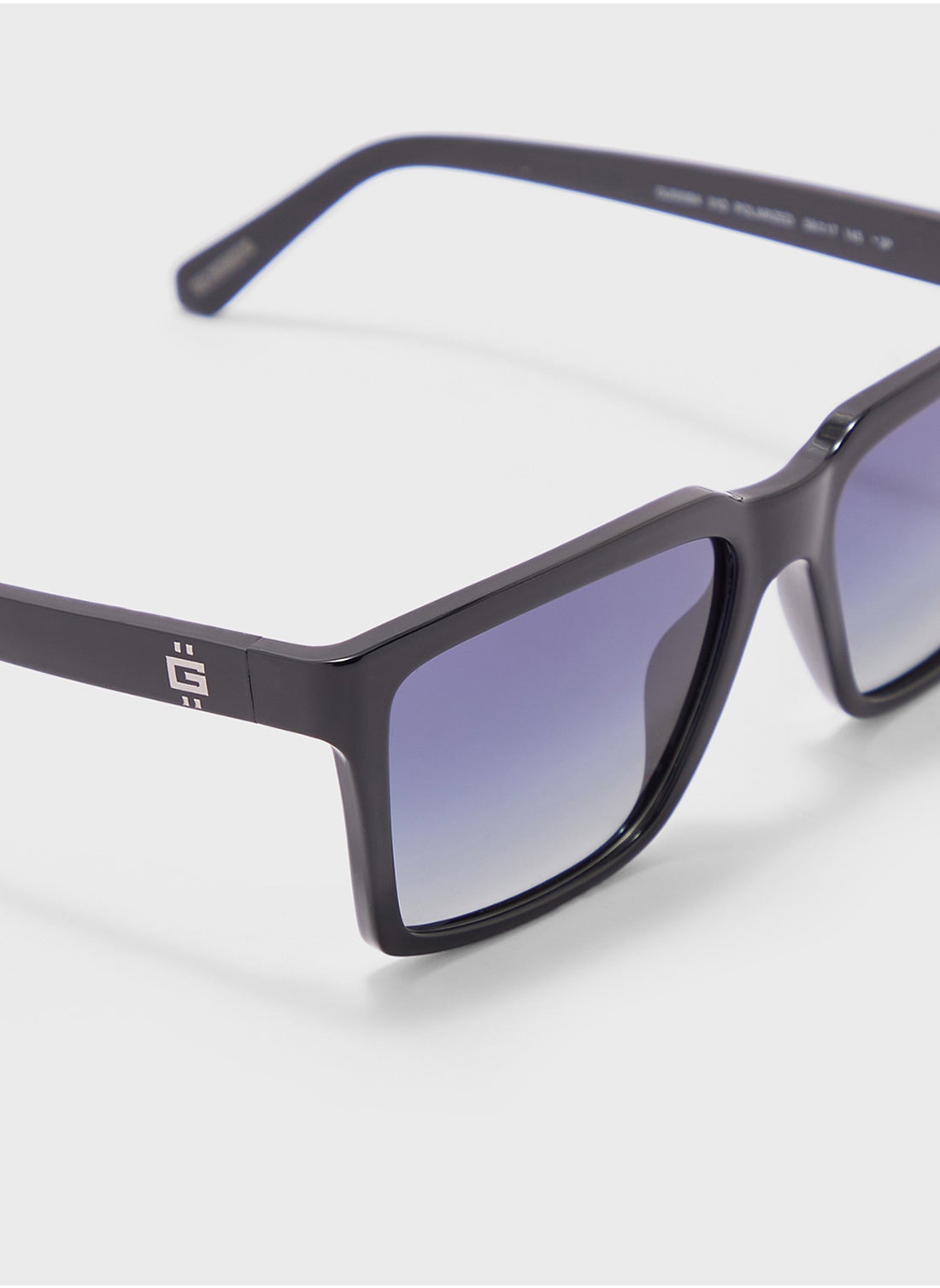 buy-guess-uv-protected-oversized-sunglasses_e7v