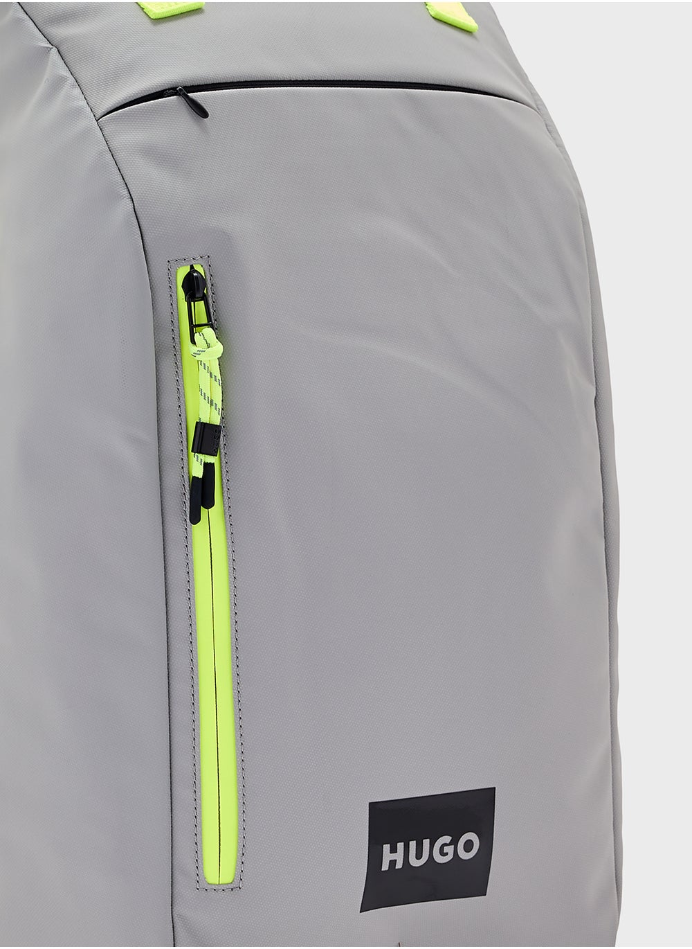 buy-hugo-logo-backpack_uxp