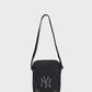 buy-new-era-new-york-yankees-mlb-crossbody_zeb