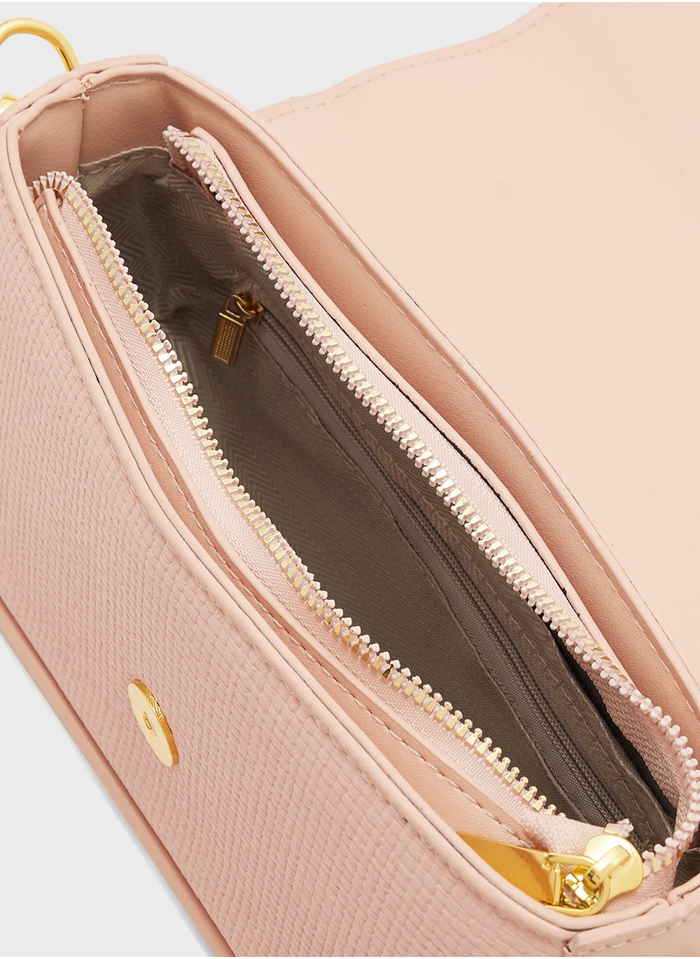 buy-ella-chain-detail-strap-crossbody_o75