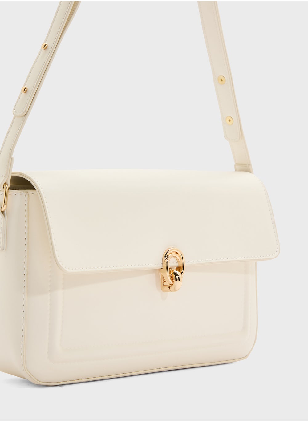buy-ella-classic-shoulder-bag_yb4