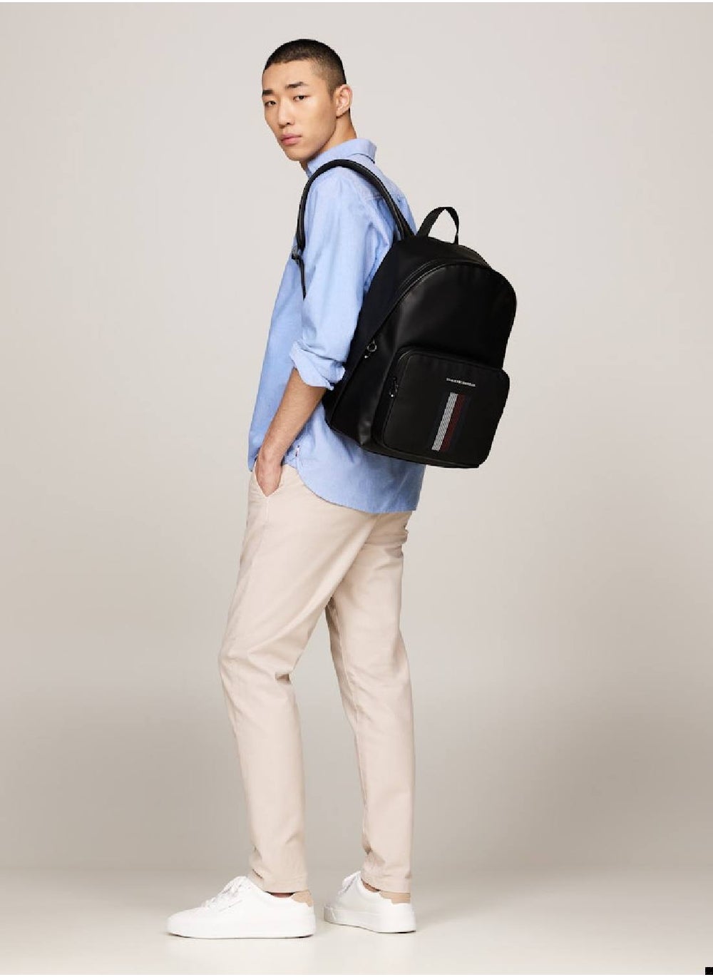 buy-tommy-hilfiger-foundation-dome-backpack_cy5