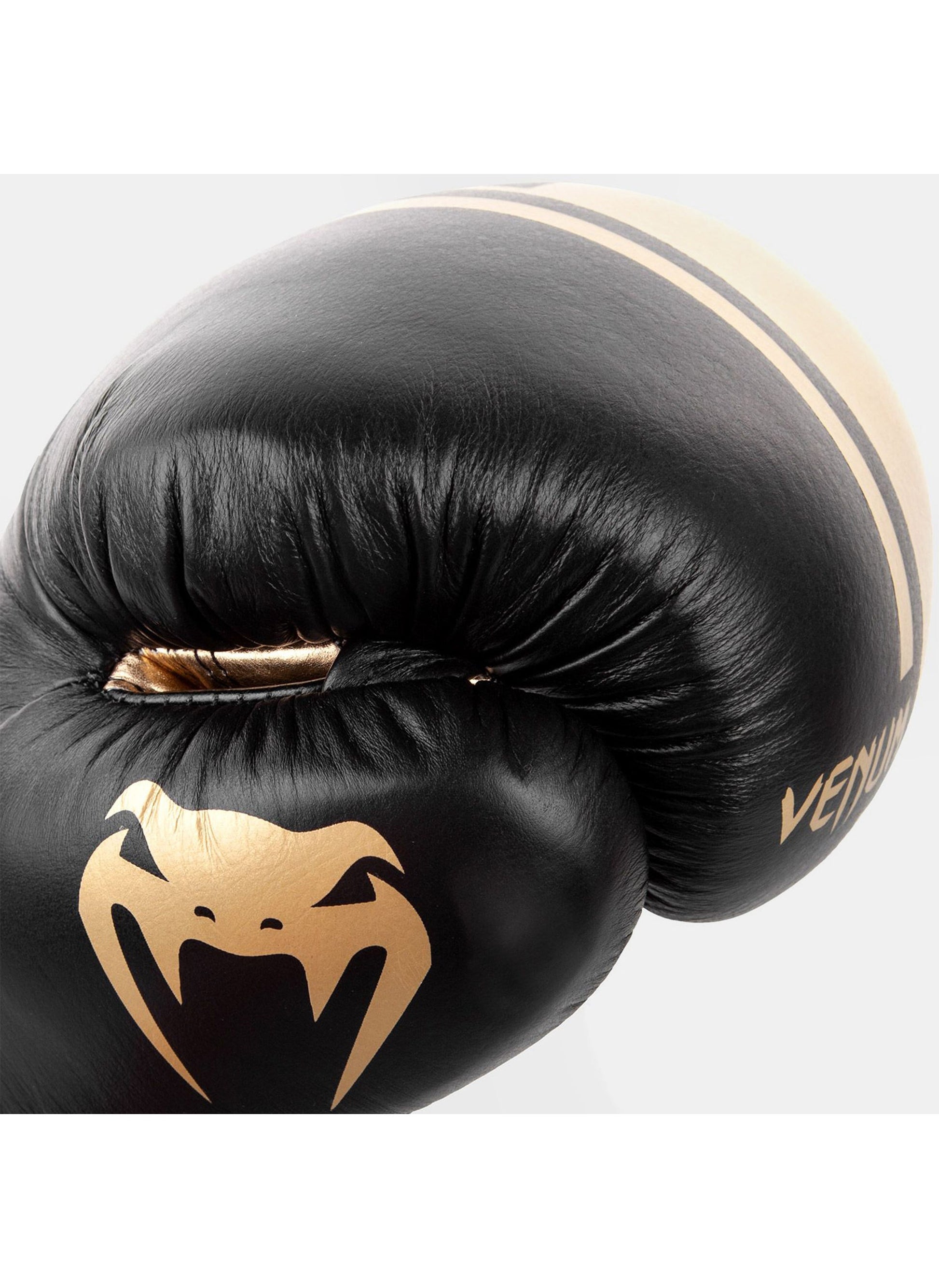 buy-venum-shield-pro-boxing-gloves_3n8