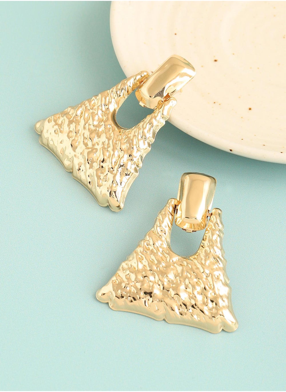 buy-sohi-party-drop-earrings_9gx