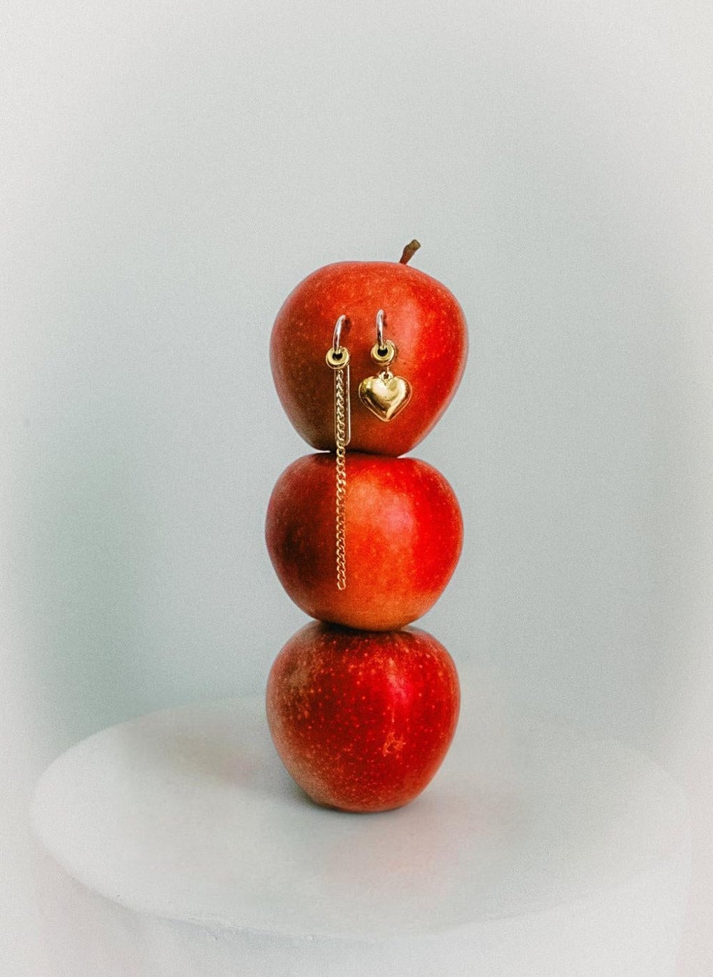 buy-noya-18k-gold-plated-layla-drop-earrings-for-valentines_vjb