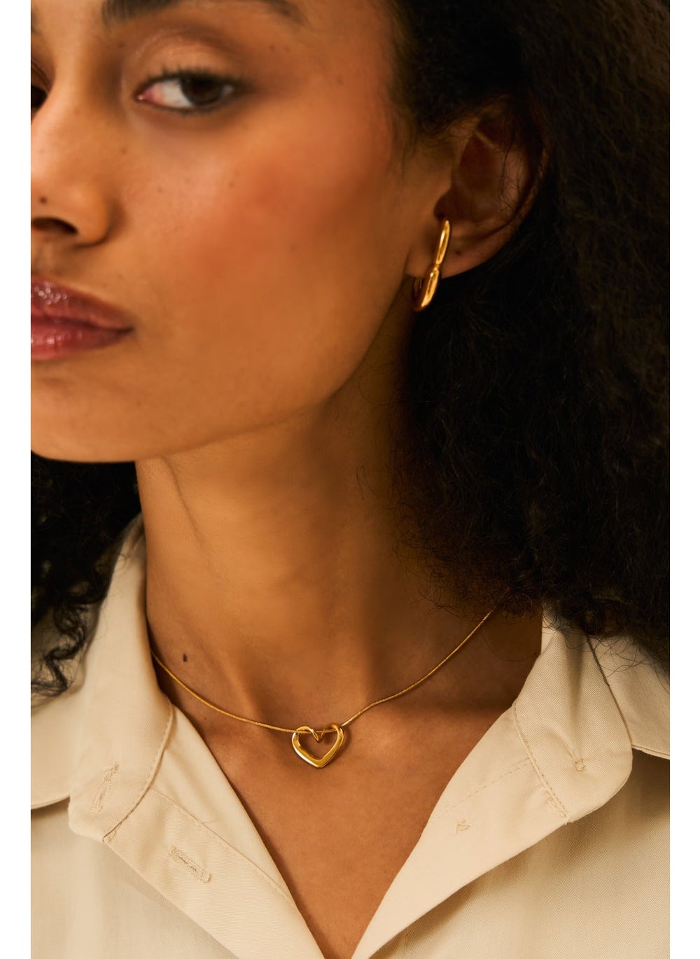 buy-noya-paloma-pendant-necklace_j40