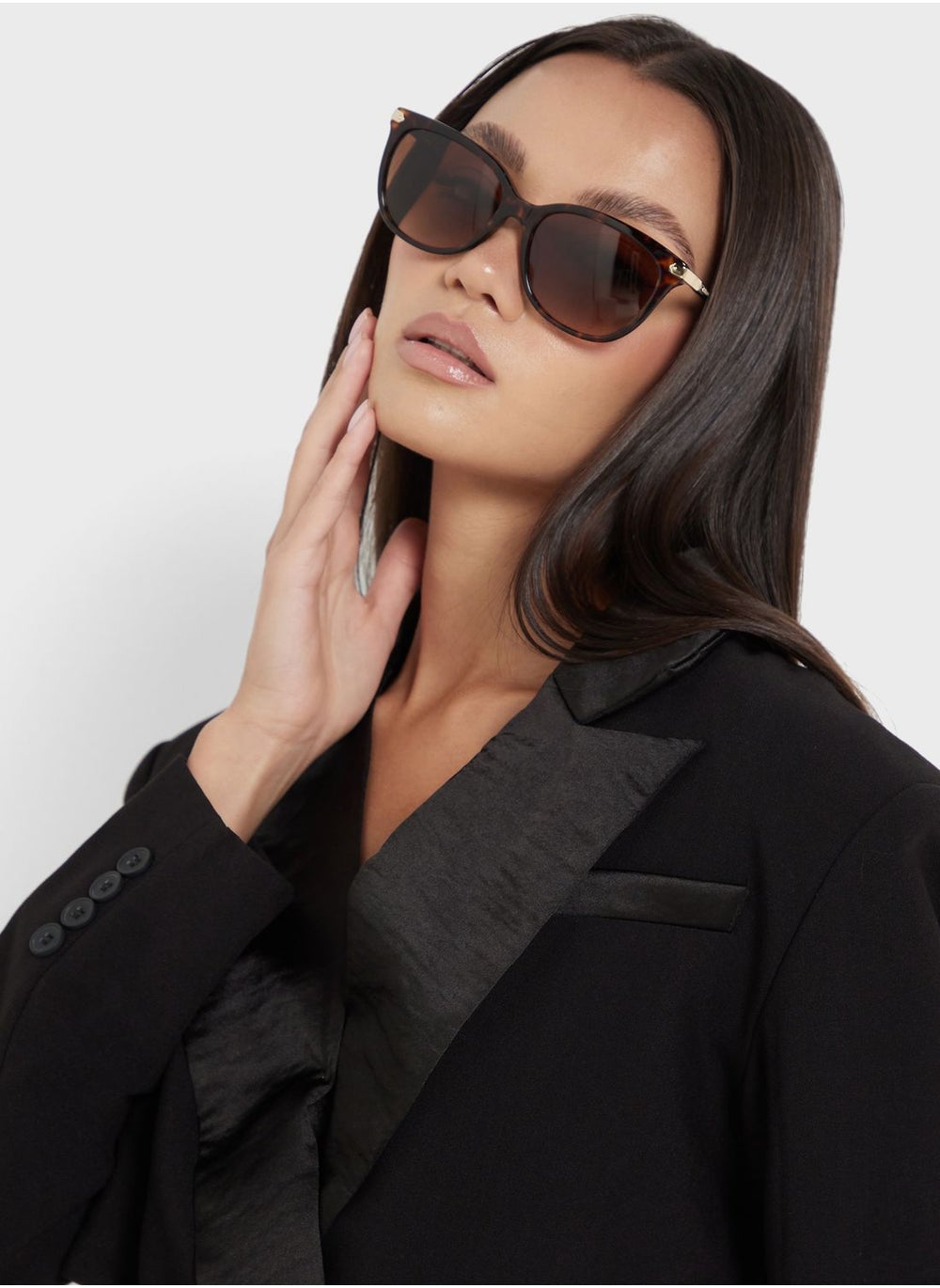 buy-coach-0hc8378u-oversized-sunglasses_umu