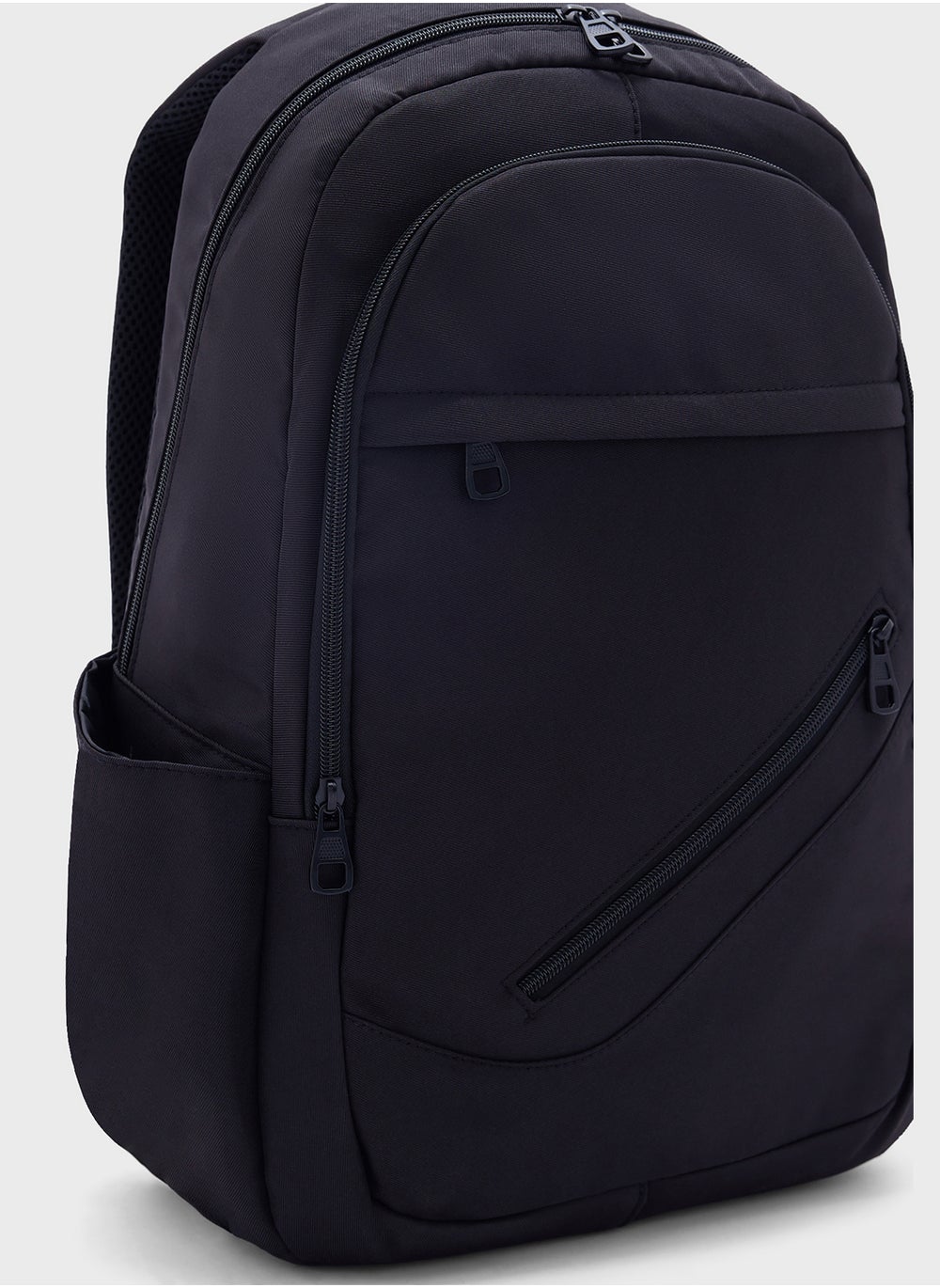 buy-seventy-five-casual-backpack-with-multiple-compartment_xf8