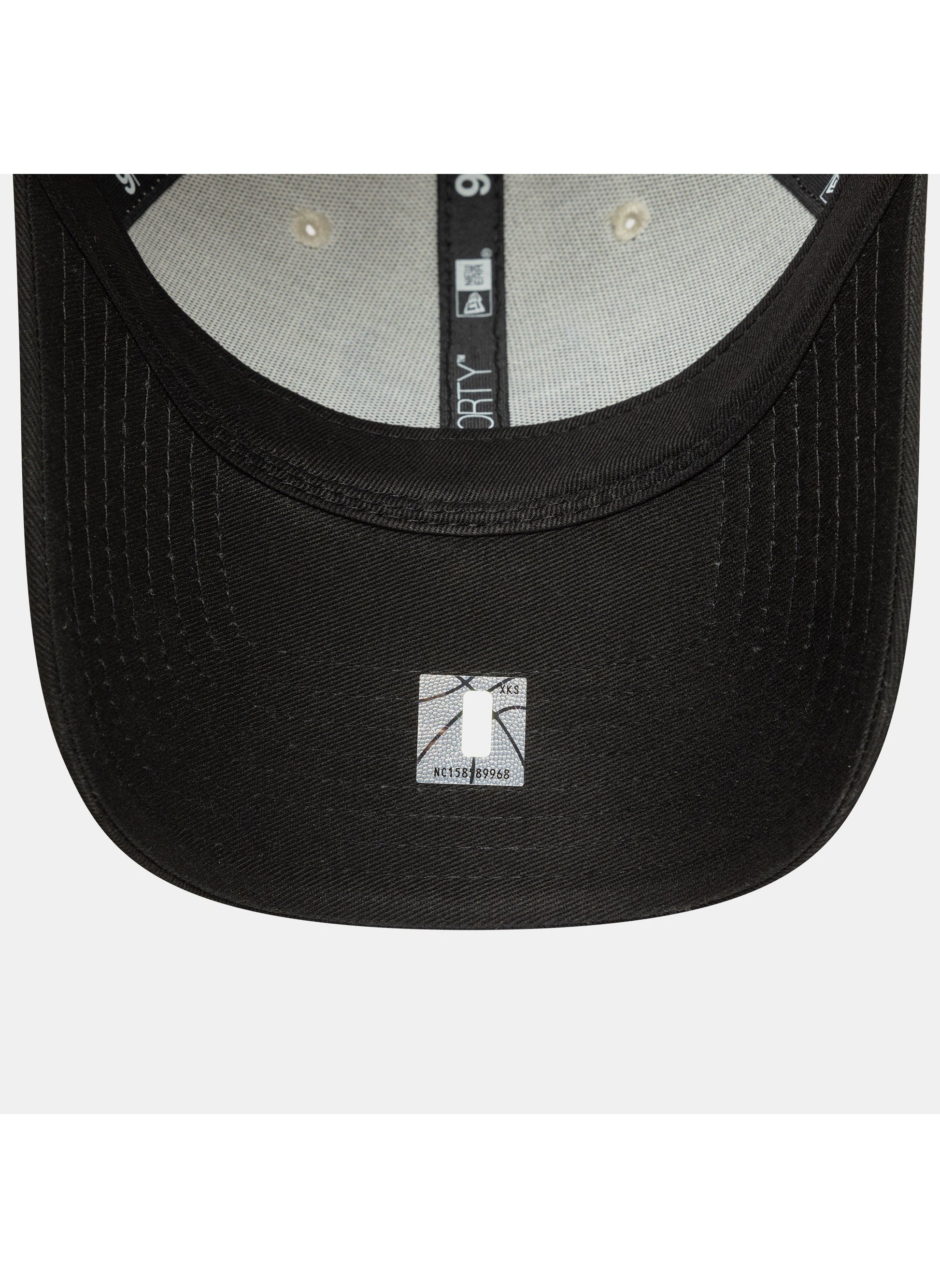 buy-new-era-men-s-nba-chicago-bulls-9forty-cap_bax