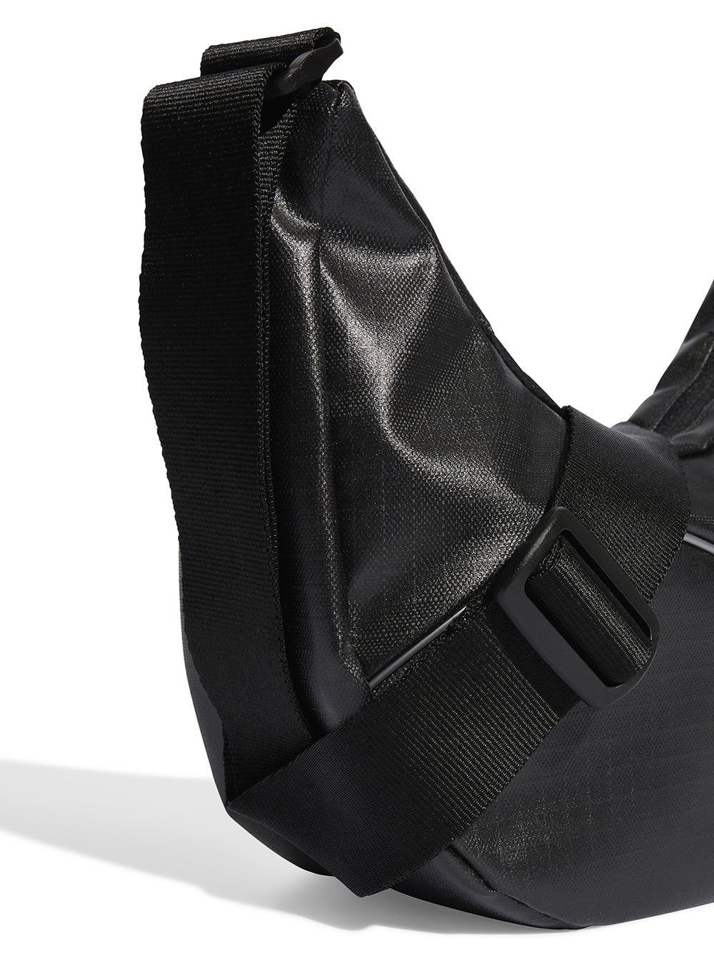 buy-adidas-logo-pouch_fn2