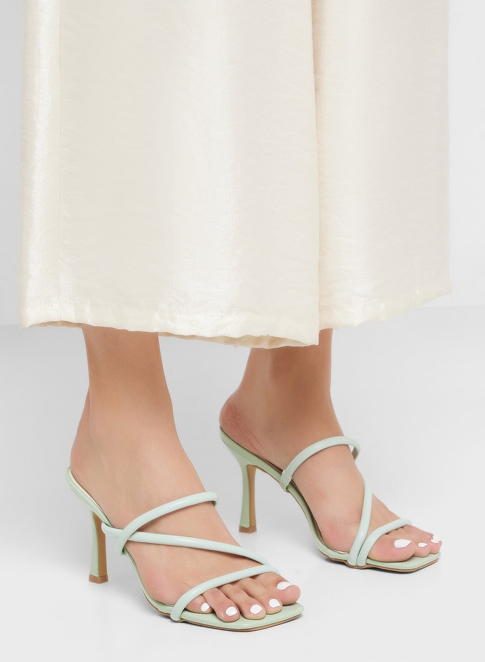 buy-ella-strappy-square-toe-heel-sandal_swh