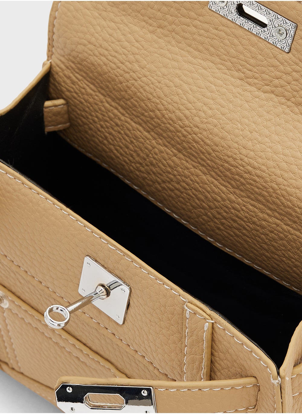 buy-ella-satchel-with-buckle_gtr