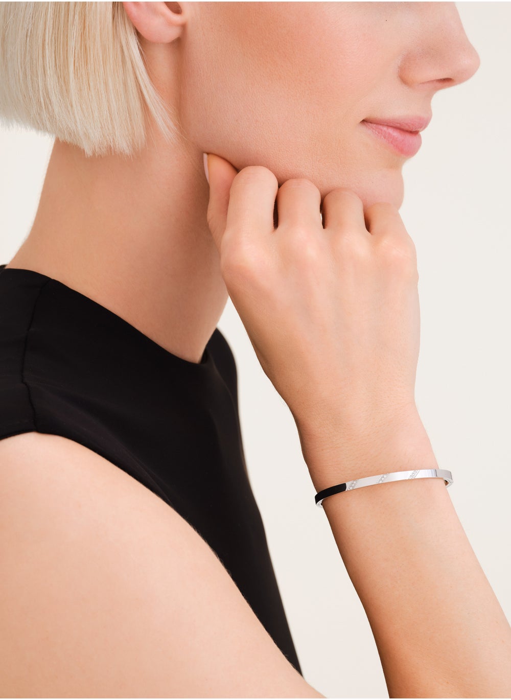 buy-rosefield-rosefield-bangle-with-lines-of-crystals-silver-jblcs-j1044_6lq
