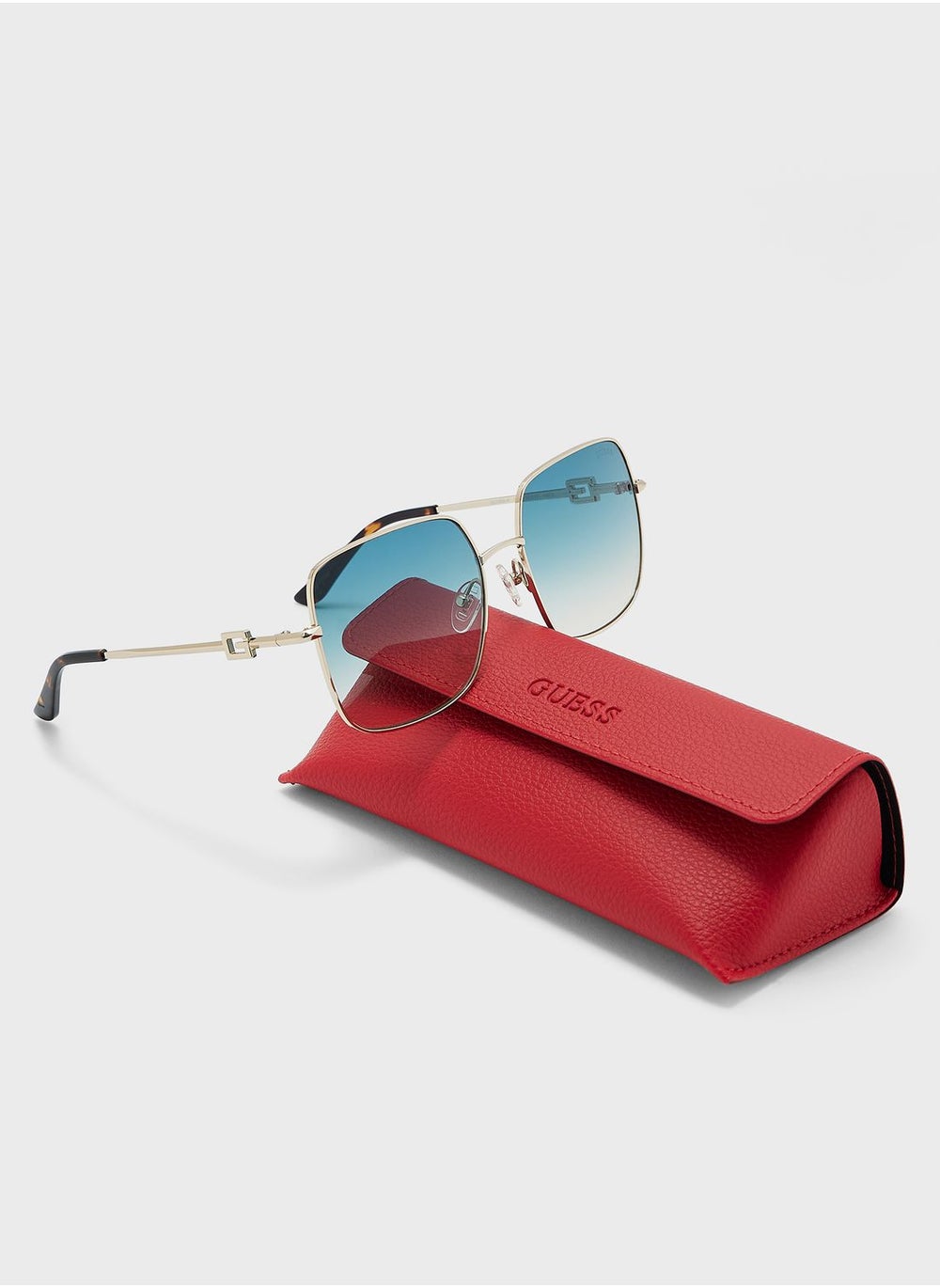 buy-guess-square-cool-sunglasses_acj