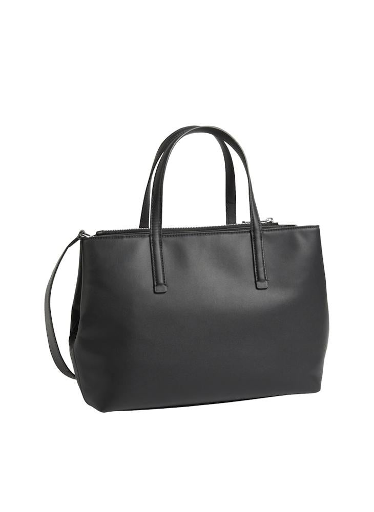 buy-calvin-klein-logo-deatiled-attachable-strap-tote_ip7