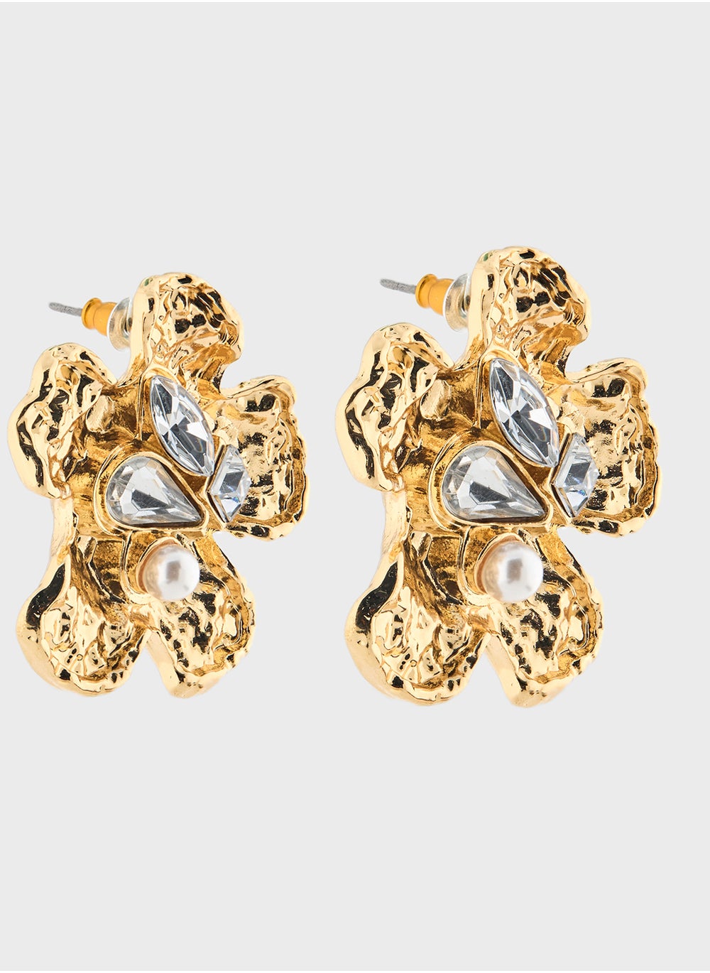 buy-ella-limited-edition-by-namshi-dimante-stud-earrings_pl7