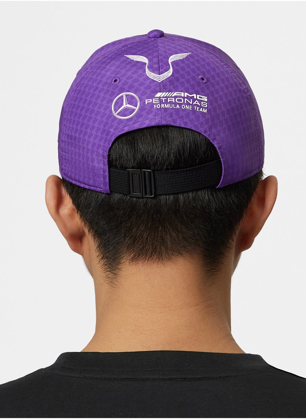 buy-amg-petronas-formula-1-team-headwear_cq0