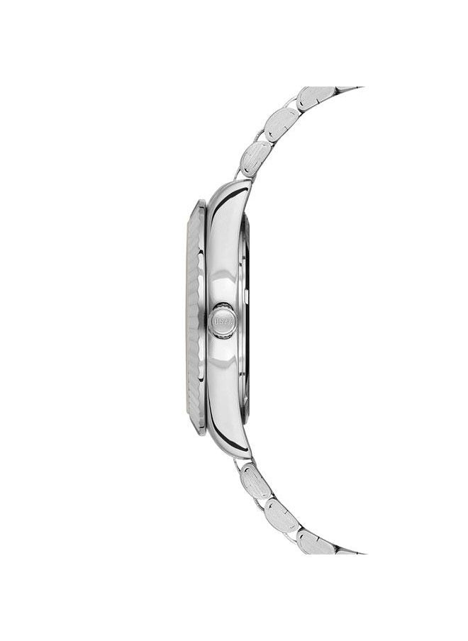 buy-u-s-polo-assn-novelties-36mm-women-s-watch-with-green-dial-stainless-steel-bracelet_2v3