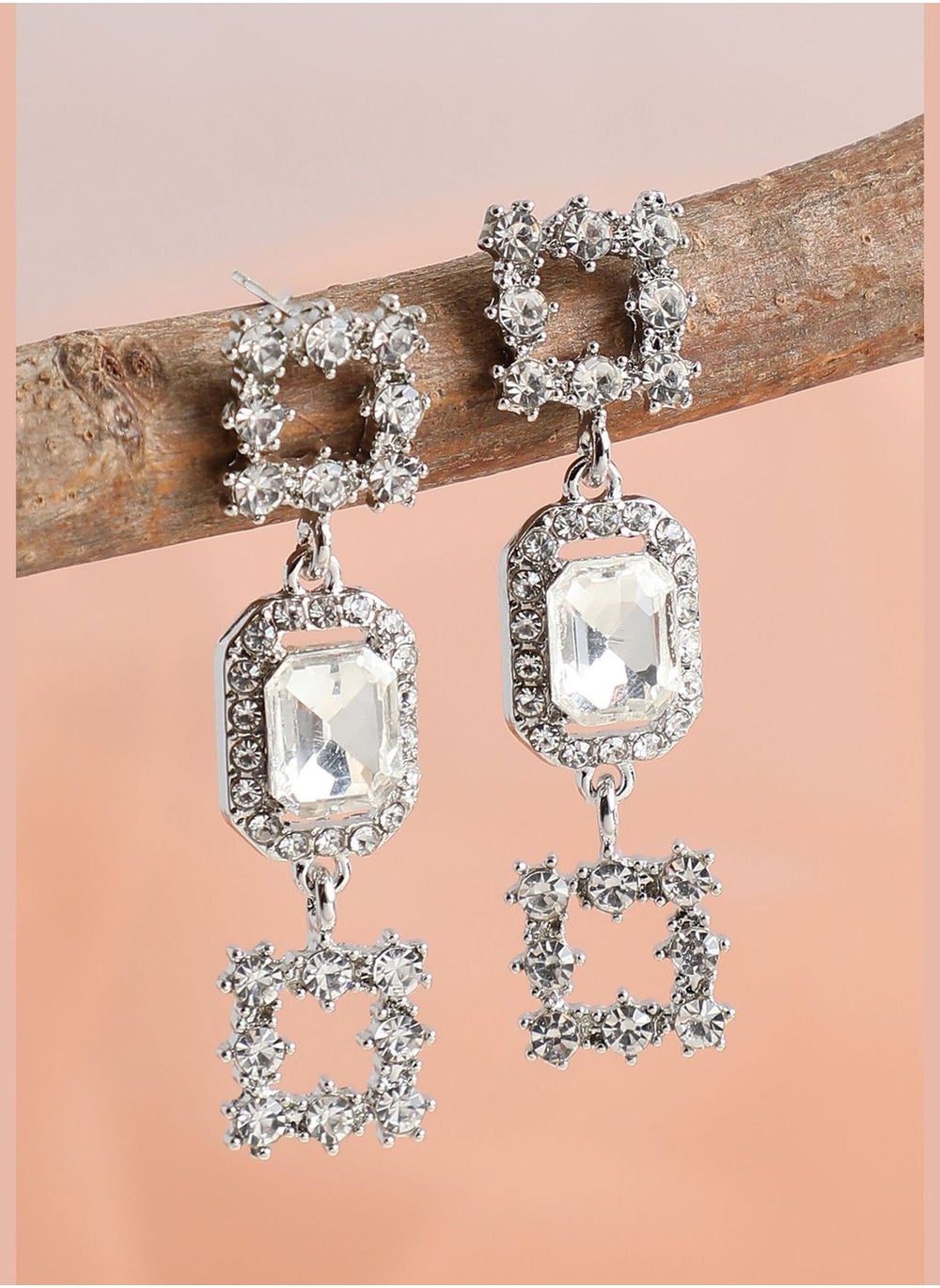 buy-sohi-gold-plated-party-designer-stone-drop-earring-for-women_ot0