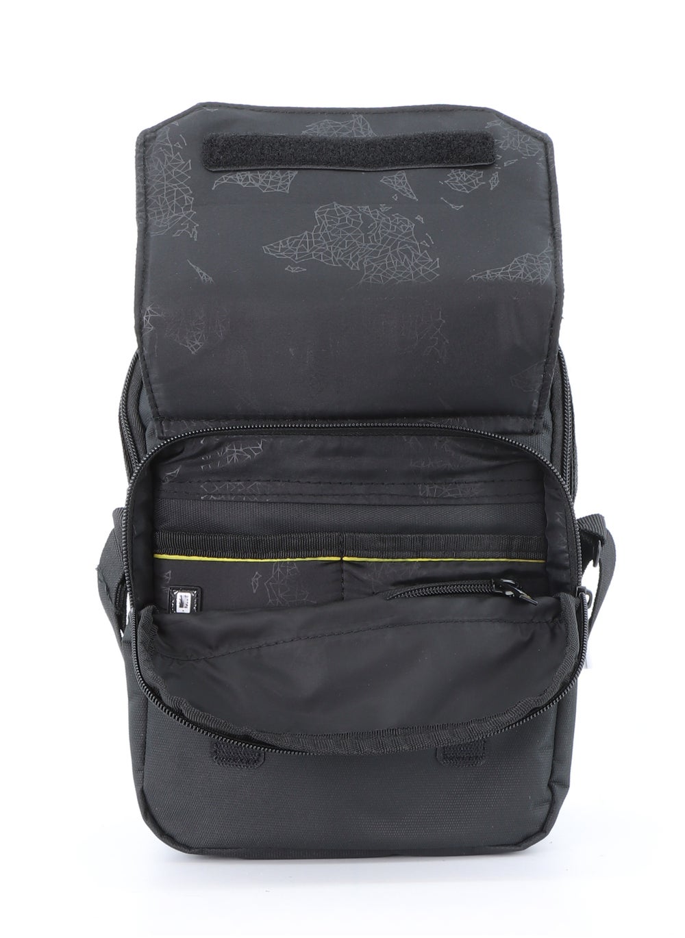 buy-national-geographic-national-geographic-pro-utility-bag-with-handle-black-compact-travel-bag-for-men-and-women-shoulder-bag-portable-organizer-sustainable-material-and-eco-friendly_45e