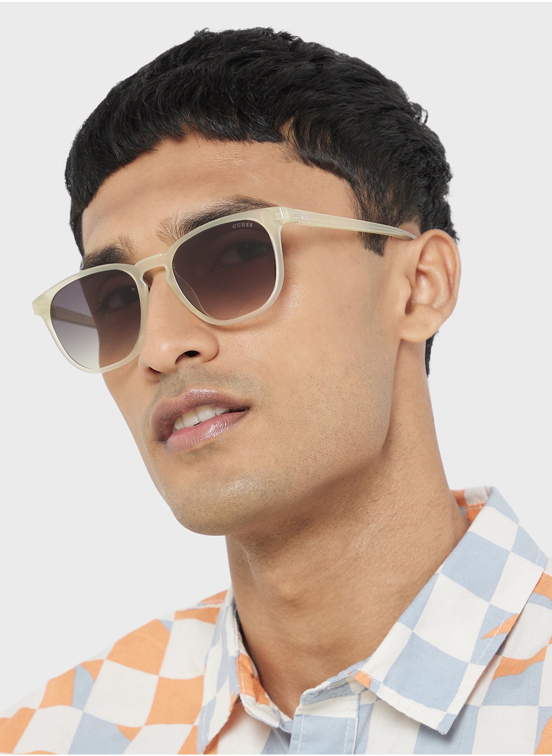 buy-guess-uv-protected-round-sunglasses_y3x