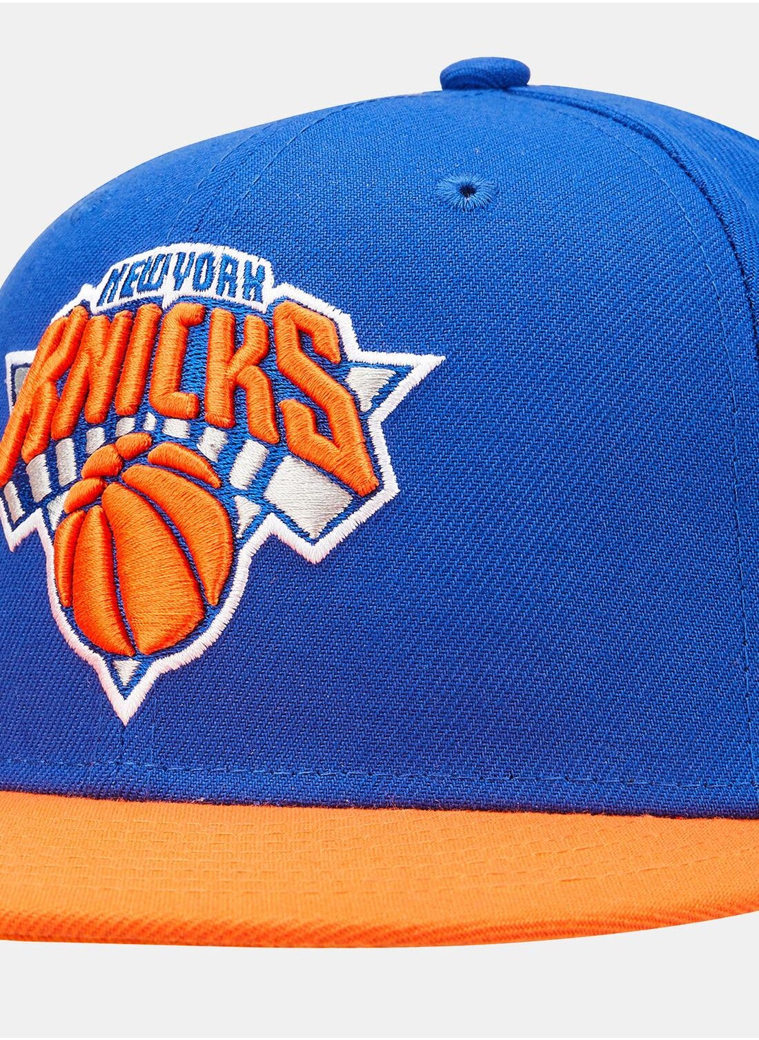 buy-new-era-men-s-new-york-knicks-essential-59fifty-cap_orf