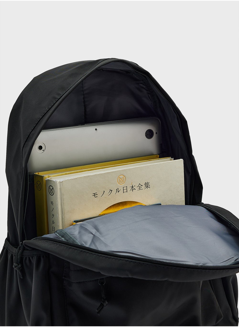 buy-seventy-five-graphic-print-casual-backpack_wh6