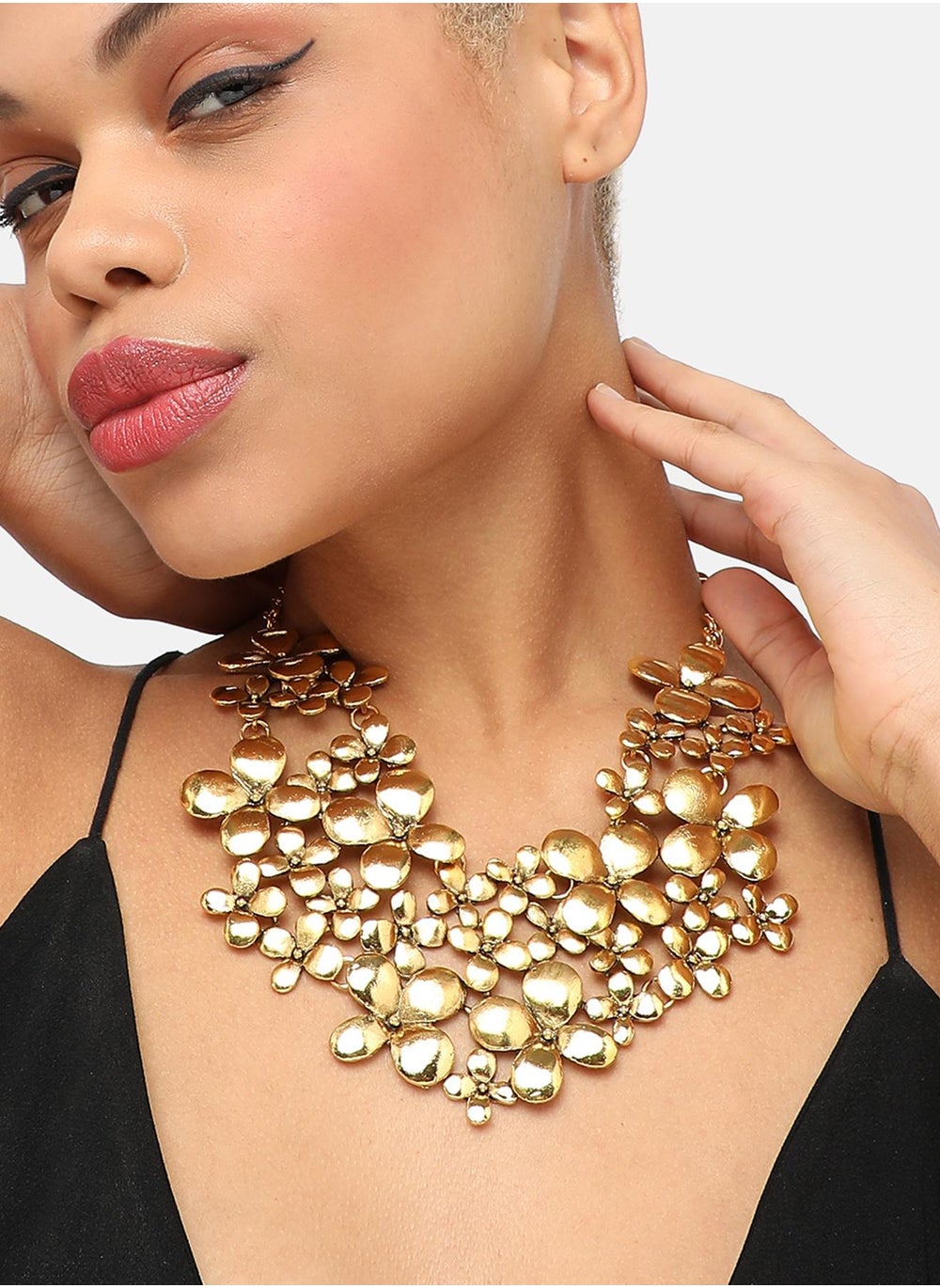 buy-sohi-party-statement-necklace_342