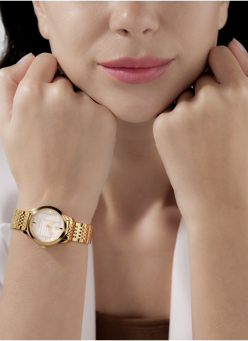 buy-guy-laroche-maxime-watch-for-women-with-gold-stainless-steel-bracelet-29-mm-5-atm_q0k