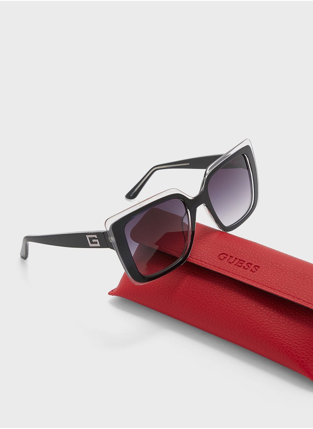 buy-guess-gradient-oversized-rectangle-shape-sunglasses_7k7