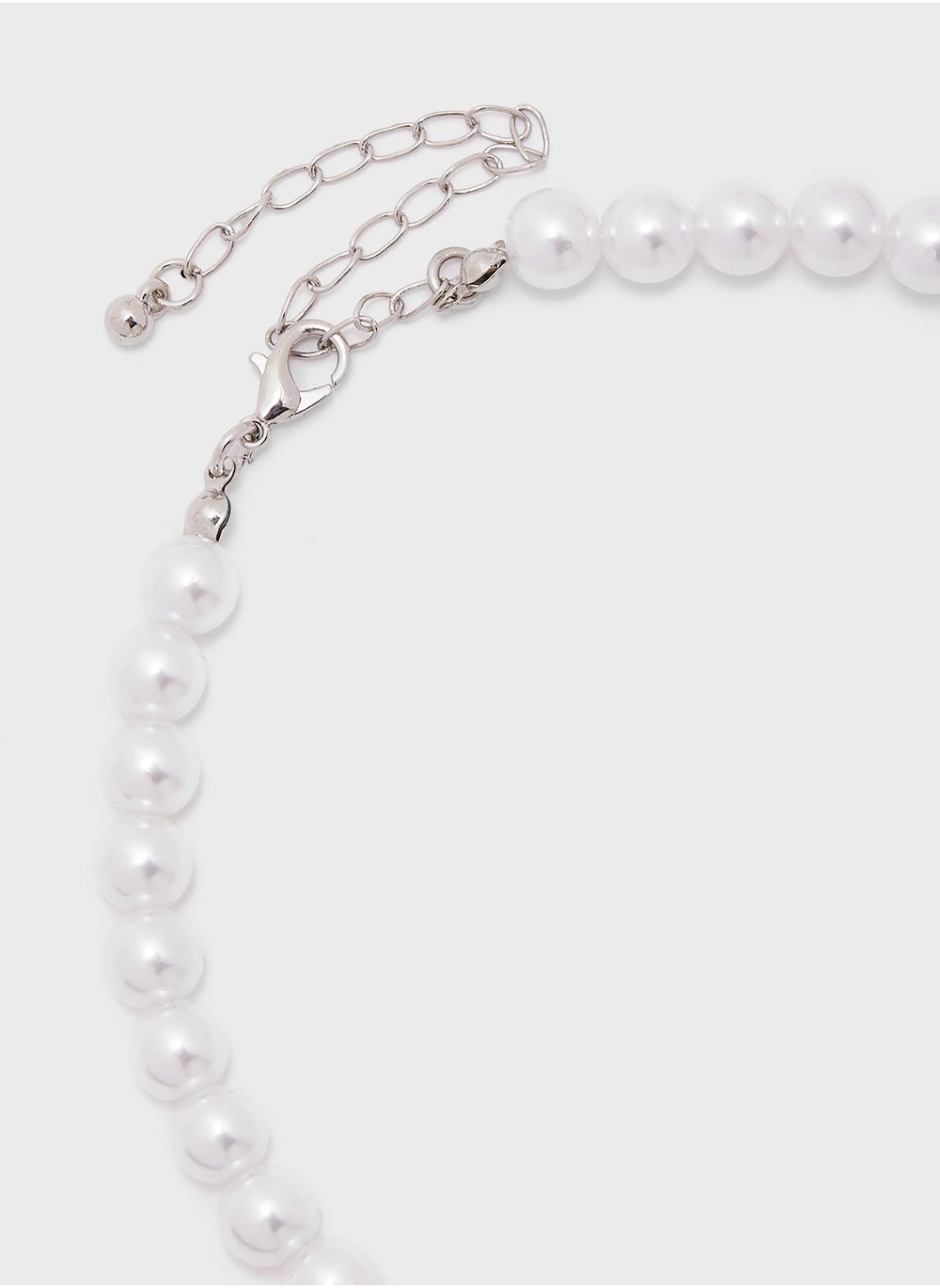 buy-ginger-pearl-detail-diamnate-bow-necklace_e9q