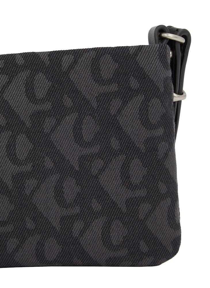 buy-calvin-klein-jeans-logo-jacquard-zip-wallet_l31