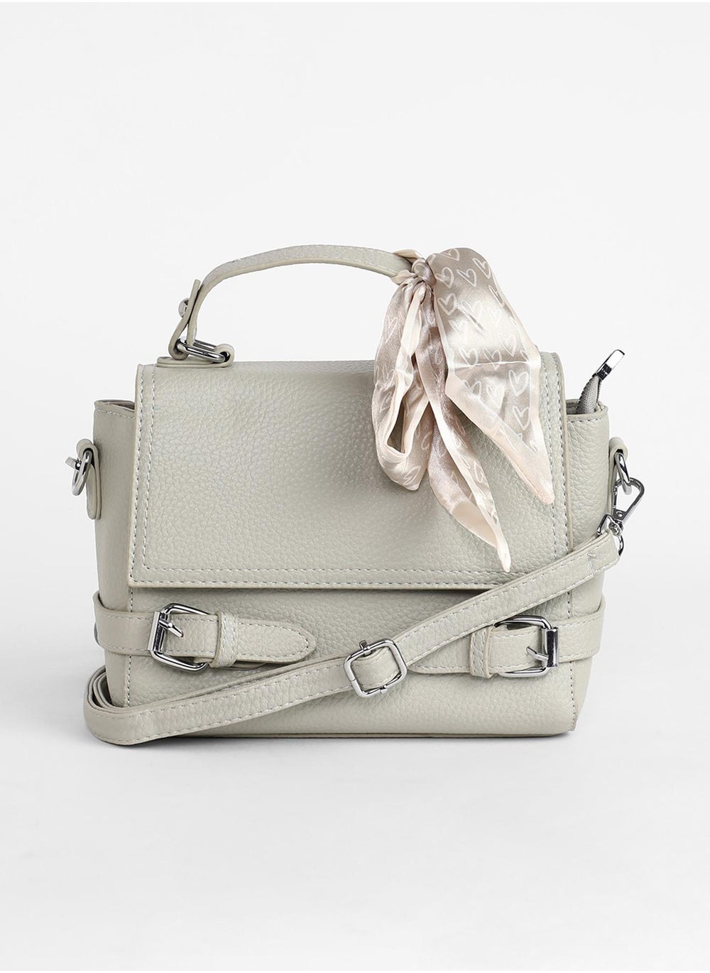 buy-haute-sauce-the-fibula-hand-bag_nc7