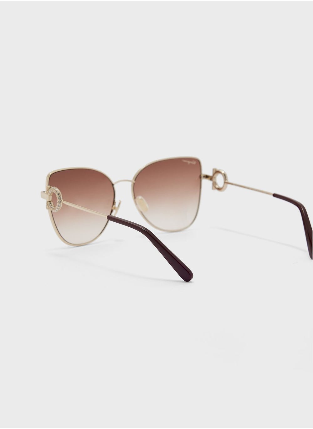 buy-ferragamo-cat-eye-oversized-sunglasses_mi1