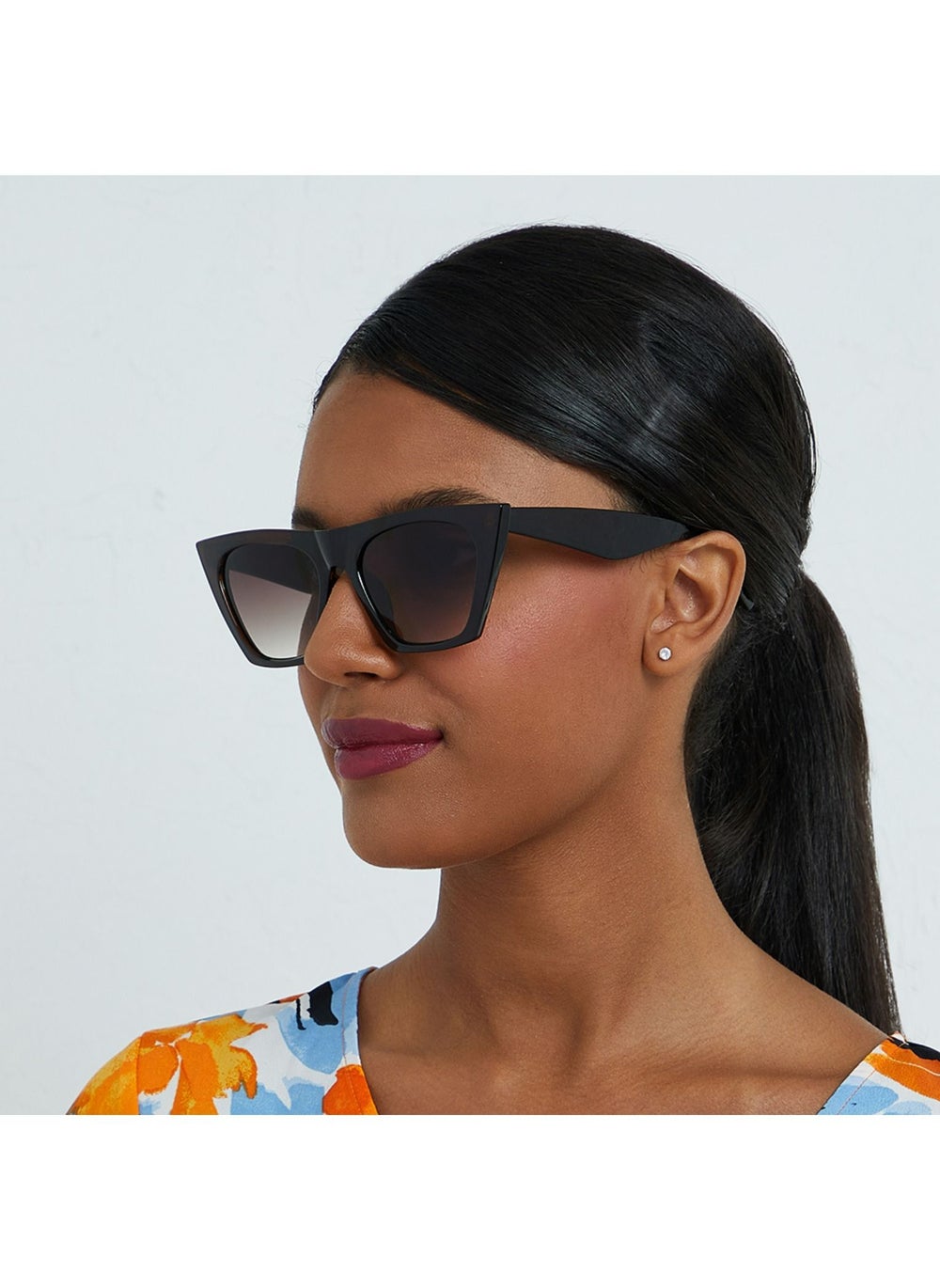 buy-blackout-liberty-women-brown-sunglasses-frame-material-thermoplastic-rubber-tr90-frame-color-brown-lens-color-brown-full-rim_vb8