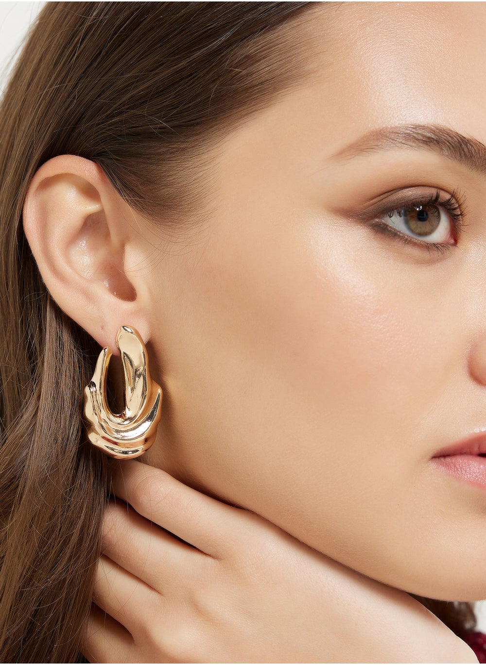 buy-ella-pearl-stud-earrings_2xw