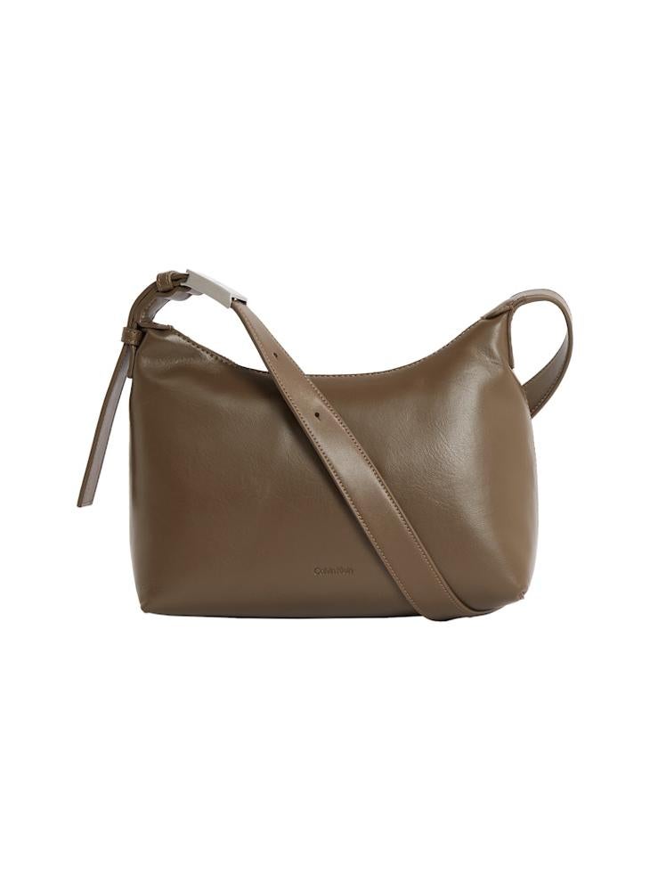 buy-calvin-klein-medium-crossbody-bag-with-hardware-strap_27e