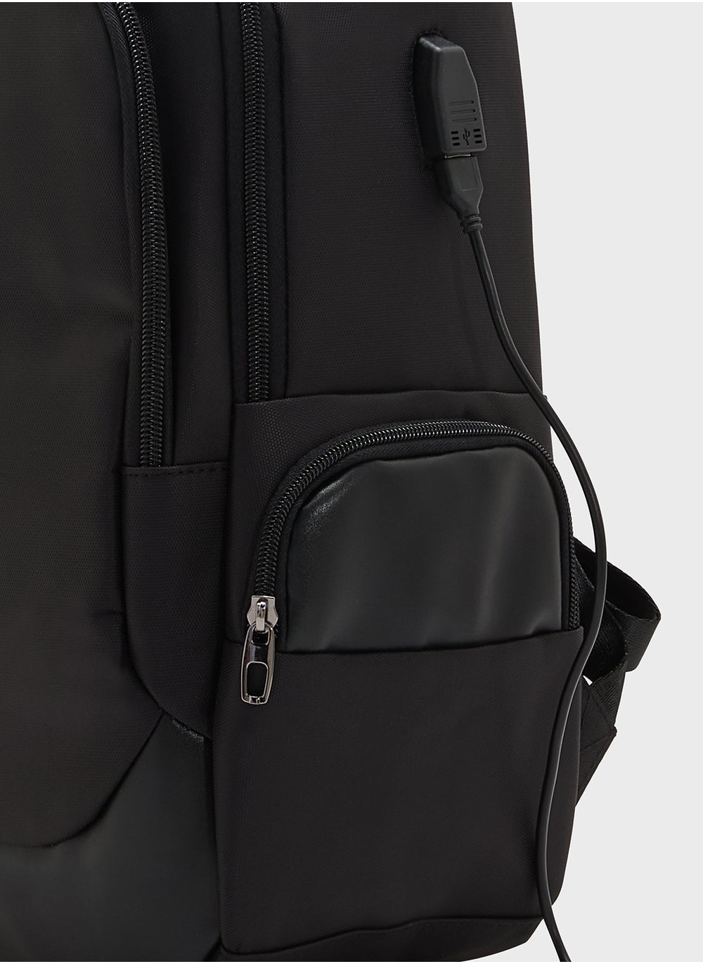 buy-robert-wood-premium-backpack-with-pocket-organiser-and-usb-port_cg4
