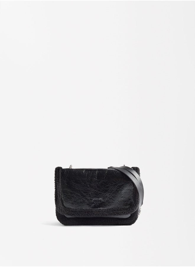 buy-parfois-shoulder-bag-with-chain-and-fur-effect_iz3